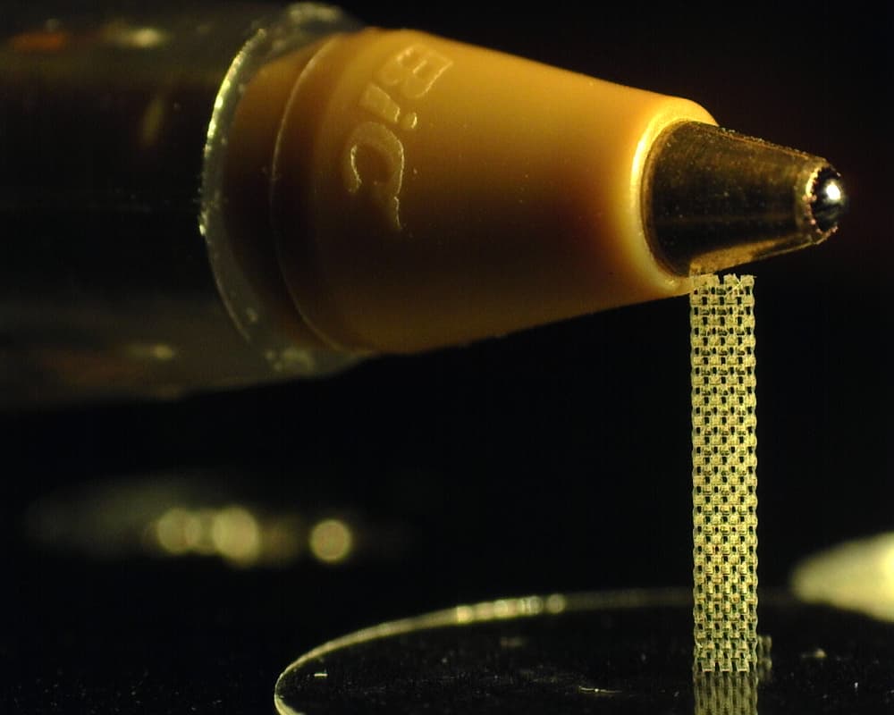 6-mm-high micro-architectured auxetic scaffold printed with OrmoGreen