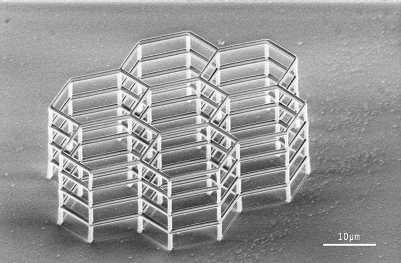 Micro-Mechanics & Metamaterials - Microlight3D