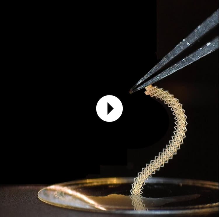 Micro-Mechanics & Metamaterials - Microlight3D